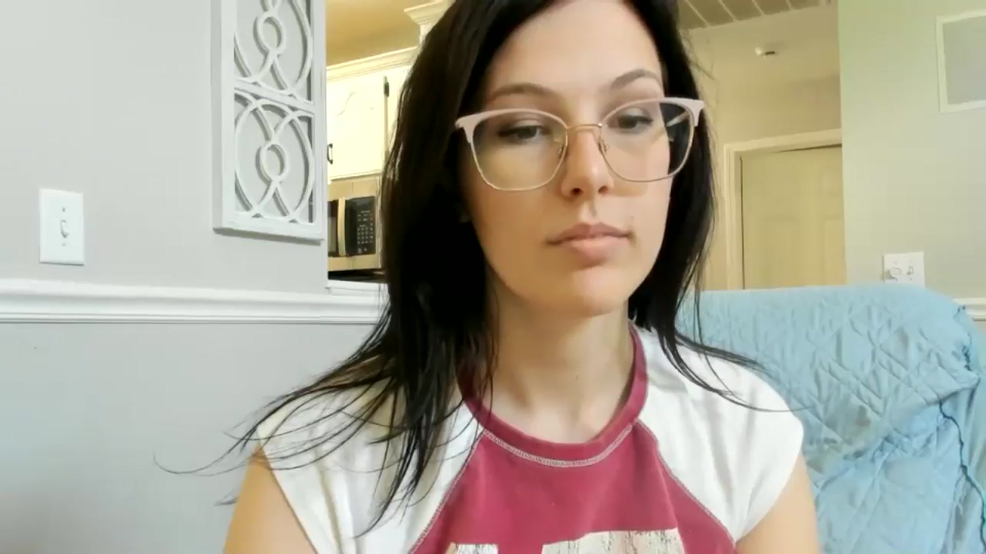 Gallery image thumbnail from luvbugv's myfreecams stream on, 07/26/2025, 17:07 image 16 of 20