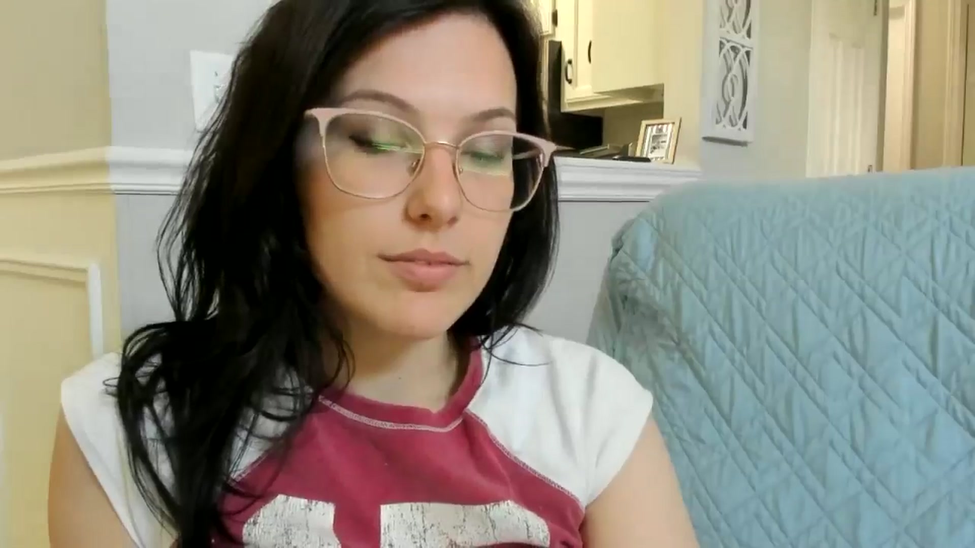 Gallery image thumbnail from luvbugv's myfreecams stream on, 07/26/2025, 17:07 image 13 of 20