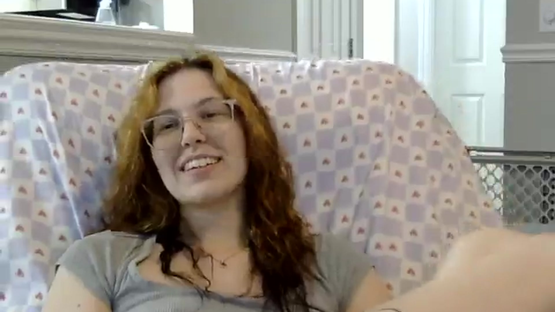 Gallery image thumbnail from luvbugv's myfreecams stream on, 12/10/2025, 01:51 image 18 of 20