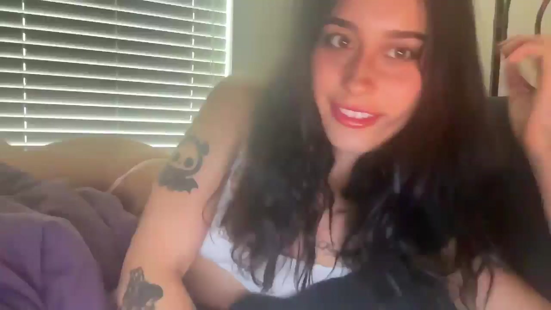 Gallery image thumbnail from luxy4lyfe's myfreecams stream on, 06/22/2025, 17:48 image 1 of 20