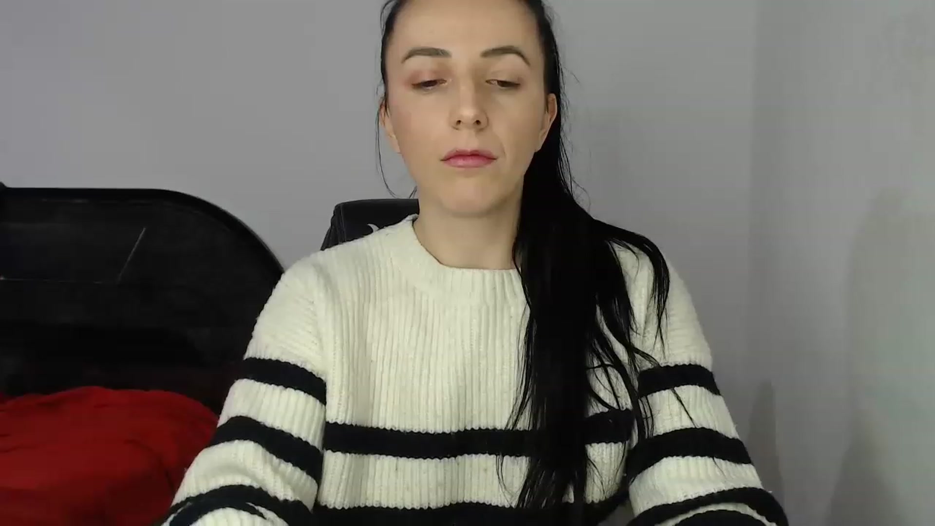 Gallery image thumbnail from lww_lww's myfreecams stream on, 12/05/2022, 14:08 image 7 of 20