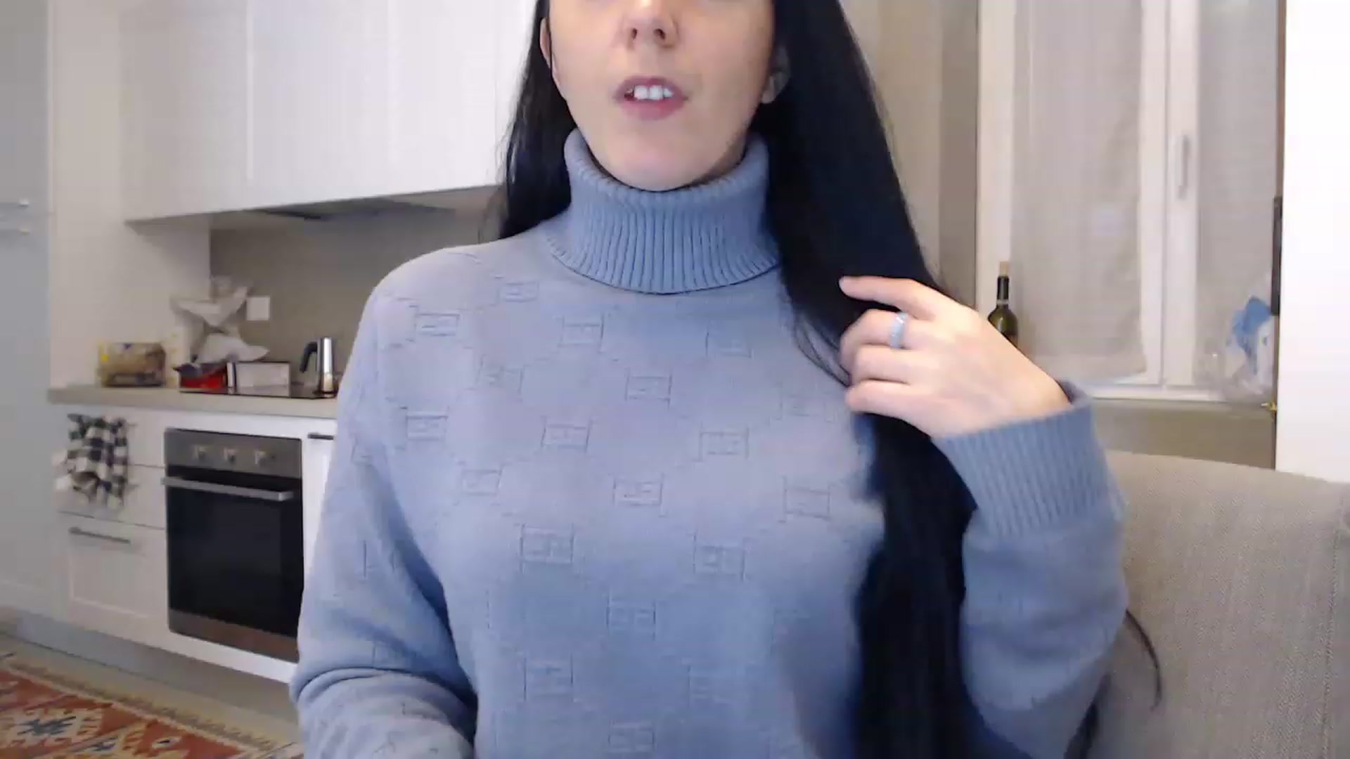 Gallery image thumbnail from lww_lww's myfreecams stream on, 12/16/2022, 12:20 image 9 of 20