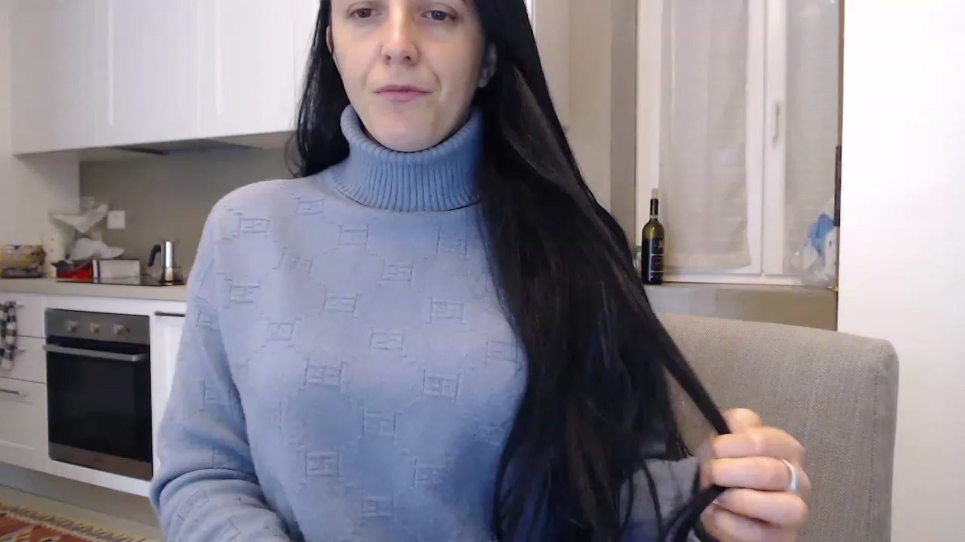 Gallery image thumbnail from lww_lww's myfreecams stream on, 12/16/2022, 12:20 image 16 of 20
