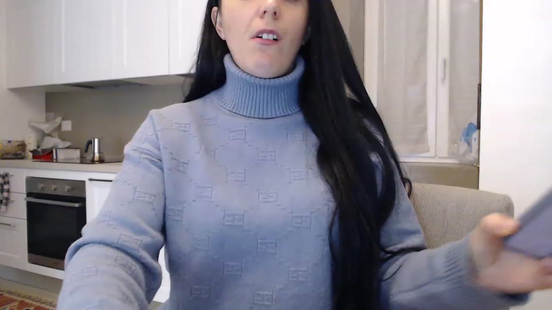 Gallery image thumbnail from lww_lww's myfreecams stream on, 12/16/2022, 12:20 image 14 of 20