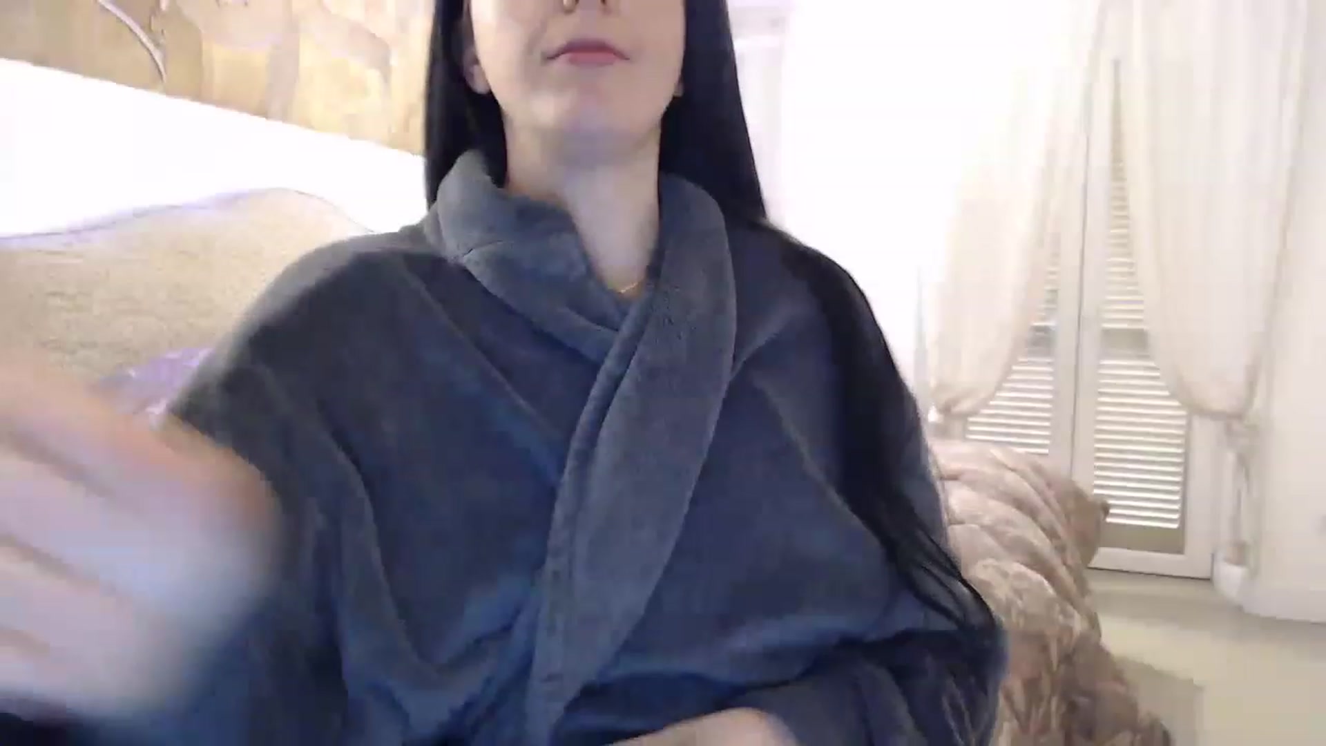 Gallery image thumbnail from lww_lww's myfreecams stream on, 12/18/2022, 13:02 image 4 of 20