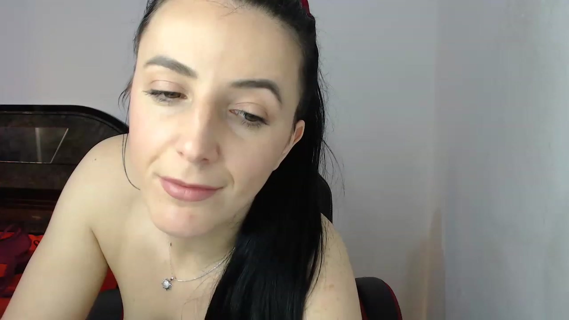 Gallery image thumbnail from lww_lww's myfreecams stream on, 12/31/2022, 14:13 image 19 of 20