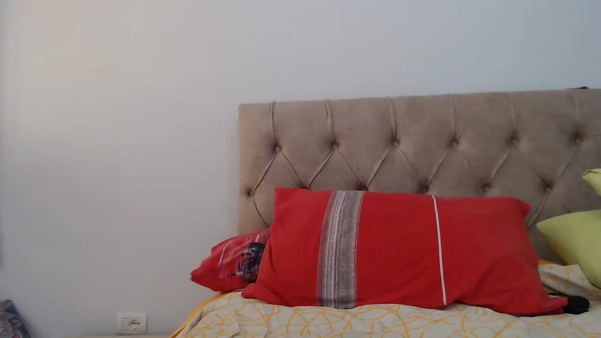 Gallery image thumbnail from lww_lww's myfreecams stream on, 04/16/2023, 13:20 image 5 of 20