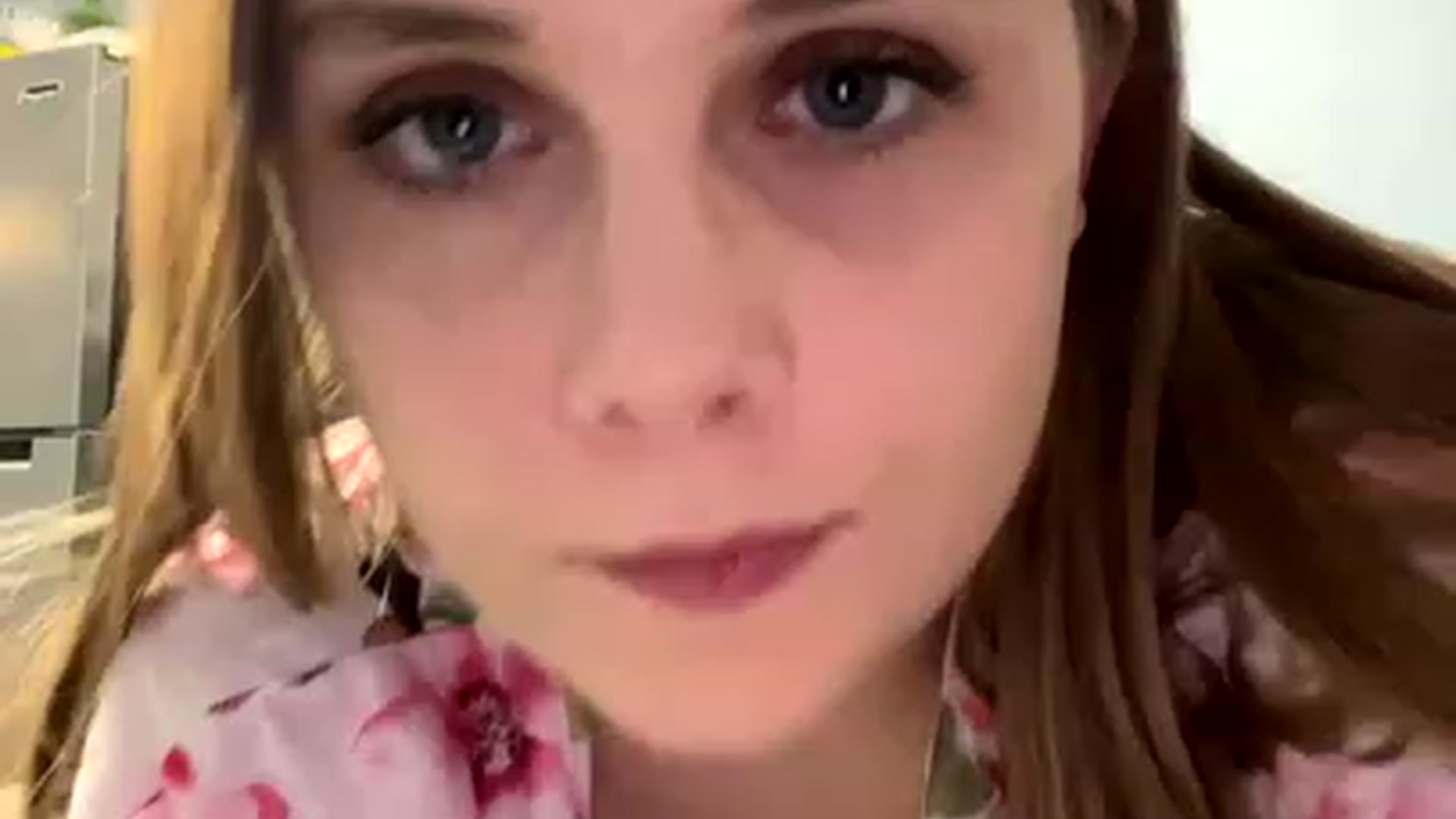 Gallery image thumbnail from lynnbaby2022's myfreecams stream on, 12/20/2022, 02:38 image 2 of 20