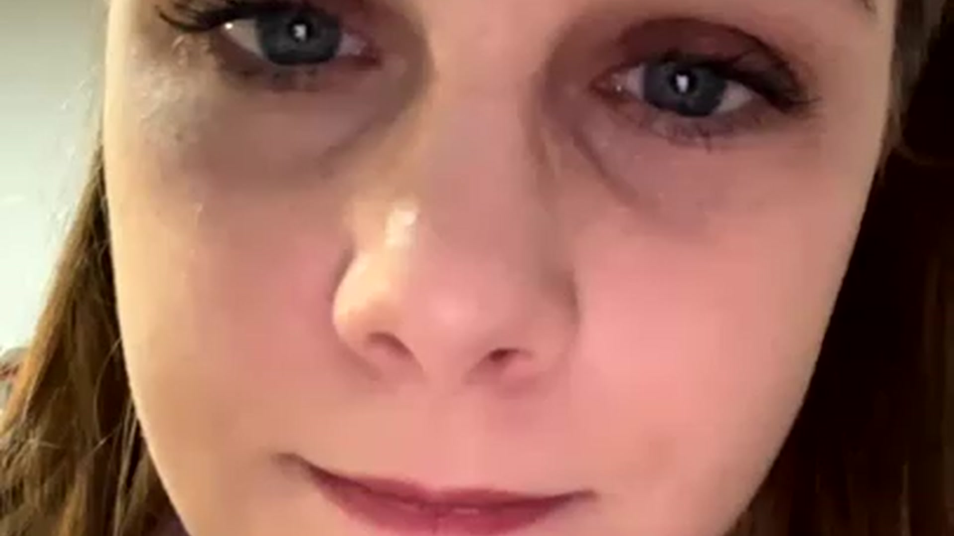 Gallery image thumbnail from lynnbaby2022's myfreecams stream on, 12/20/2022, 02:38 image 12 of 20