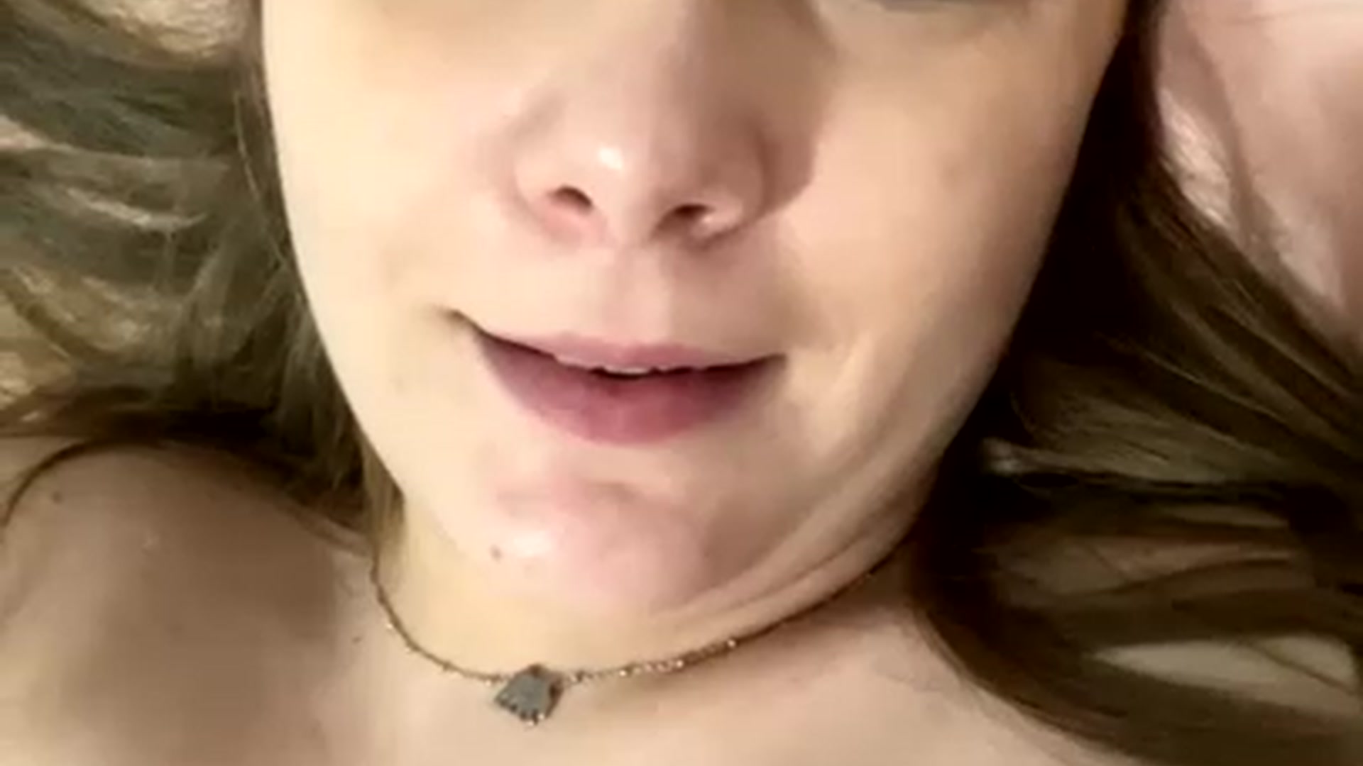 Gallery image thumbnail from lynnbaby2022's myfreecams stream on, 04/12/2023, 03:32 image 10 of 20