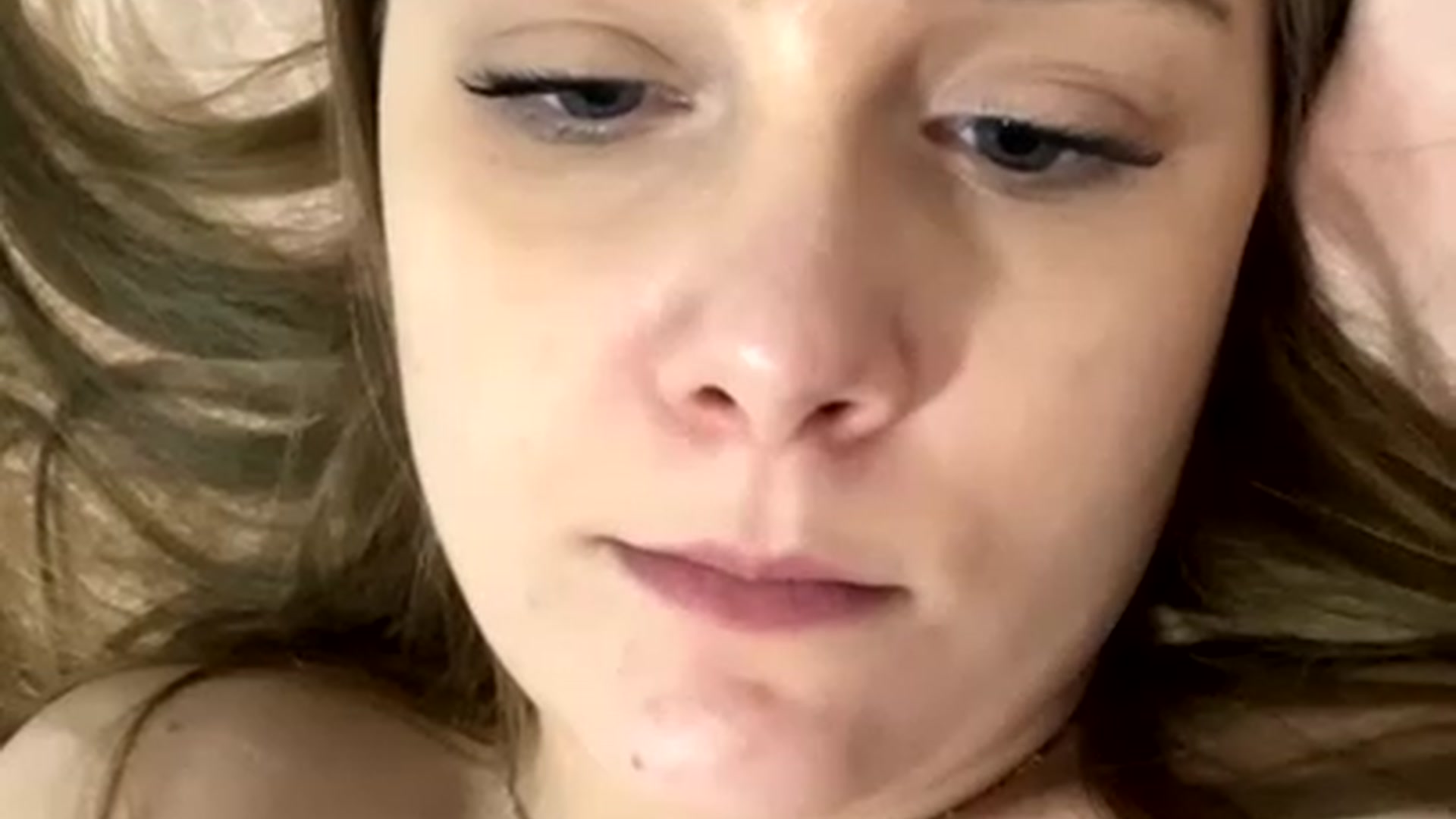 Gallery image thumbnail from lynnbaby2022's myfreecams stream on, 04/12/2023, 03:32 image 11 of 20