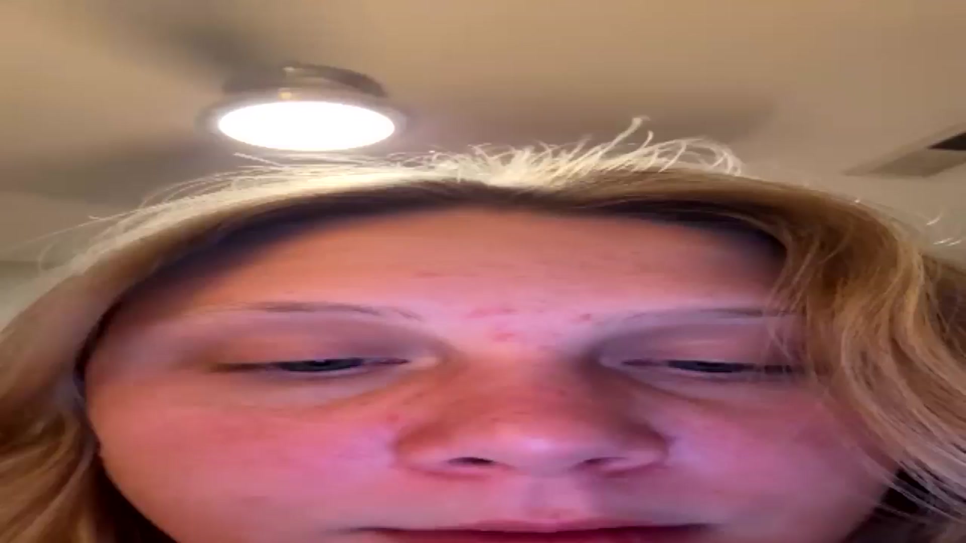 Gallery image thumbnail from lynnbaby2022's myfreecams stream on, 06/03/2025, 08:36 image 17 of 20
