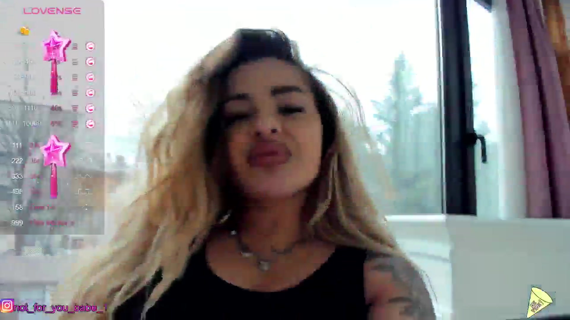 Gallery image thumbnail from m1ss_Ariana's myfreecams stream on, 01/18/2024, 13:00 image 16 of 20