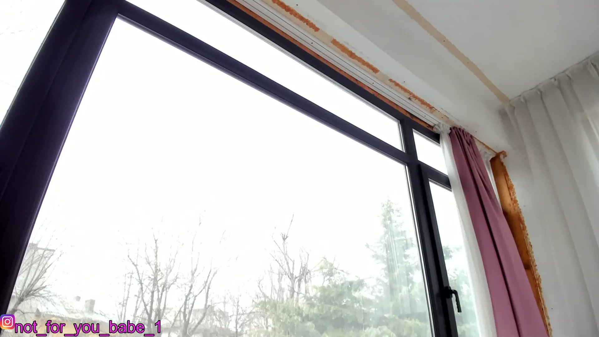 Gallery image thumbnail from m1ss_Ariana's myfreecams stream on, 03/25/2024, 10:21 image 18 of 20