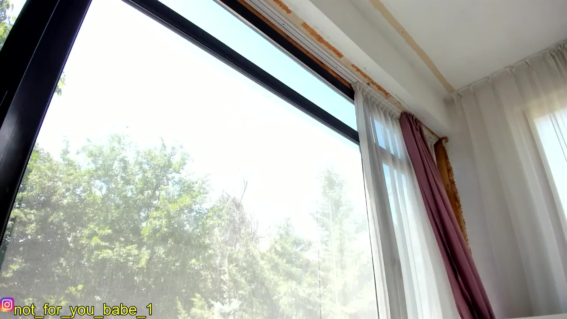 Gallery image thumbnail from m1ss_Ariana's myfreecams stream on, 05/29/2024, 11:37 image 11 of 20