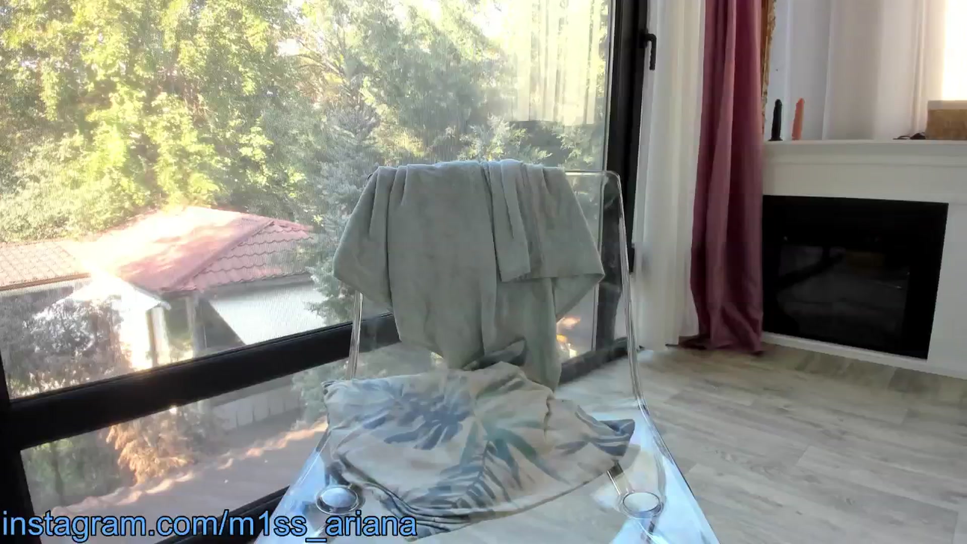 Gallery image thumbnail from m1ss_Ariana's myfreecams stream on, 10/21/2024, 08:56 image 19 of 20