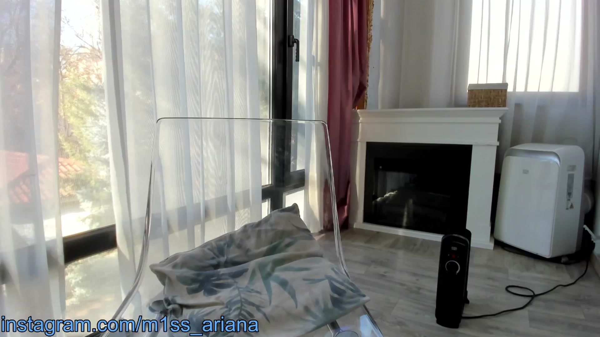 Gallery image thumbnail from m1ss_Ariana's myfreecams stream on, 12/19/2024, 11:45 image 3 of 20