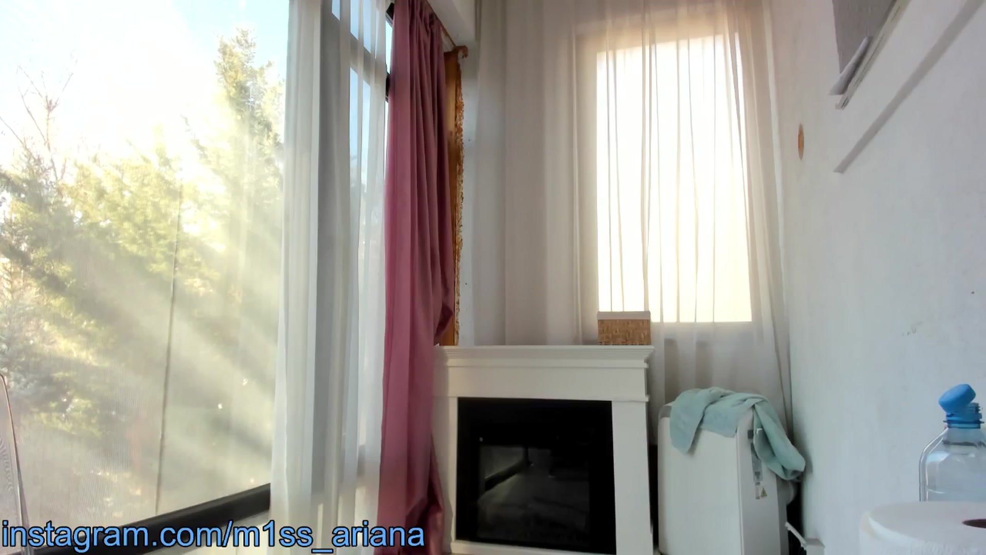 Gallery image thumbnail from m1ss_Ariana's myfreecams stream on, 01/27/2025, 13:18 image 6 of 20