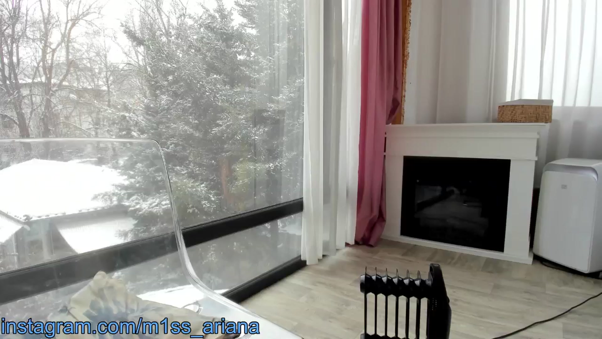 Gallery image thumbnail from m1ss_Ariana's myfreecams stream on, 02/16/2025, 10:38 image 9 of 20