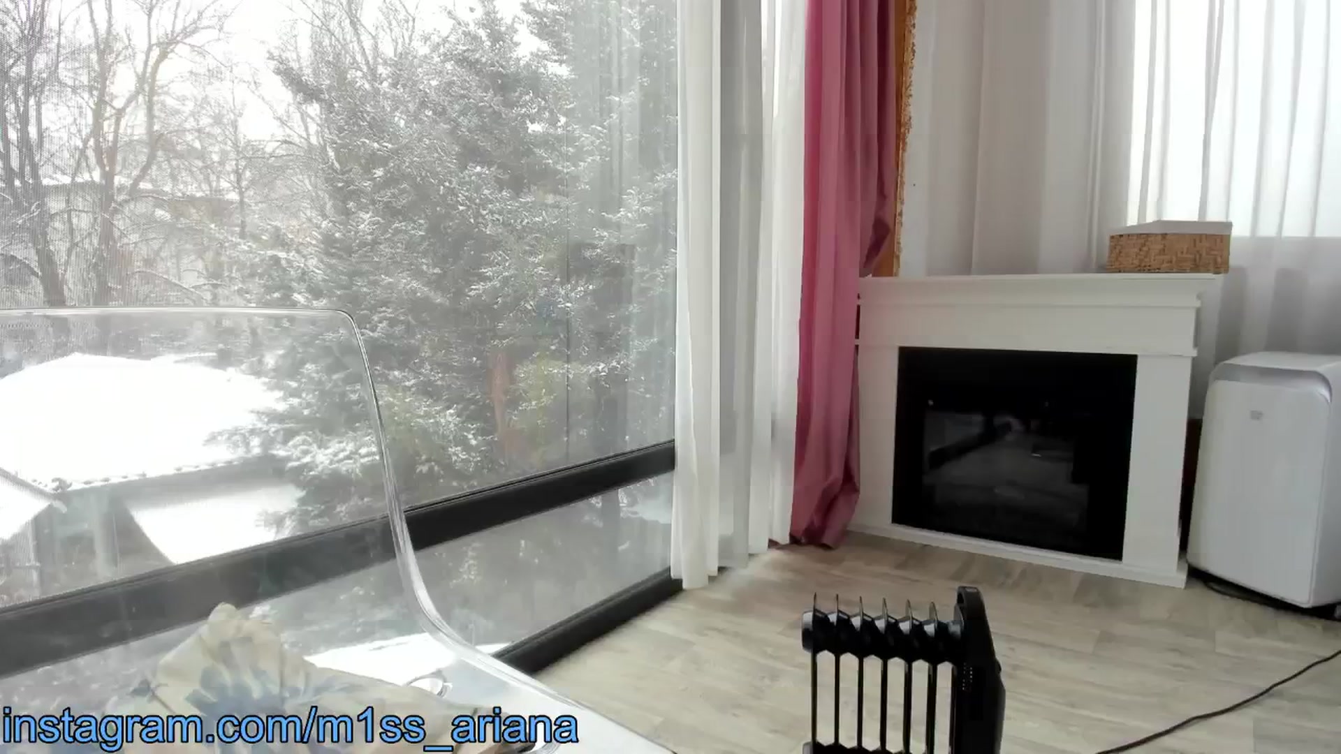 Gallery image thumbnail from m1ss_Ariana's myfreecams stream on, 02/16/2025, 10:38 image 6 of 20