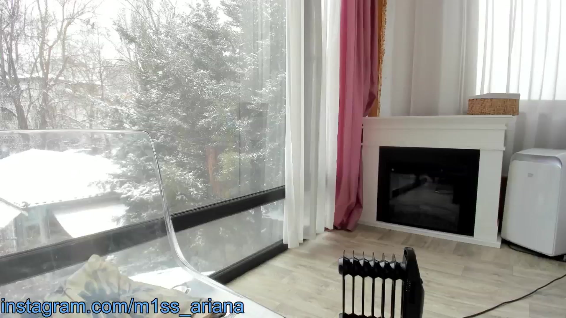 Gallery image thumbnail from m1ss_Ariana's myfreecams stream on, 02/16/2025, 10:38 image 13 of 20