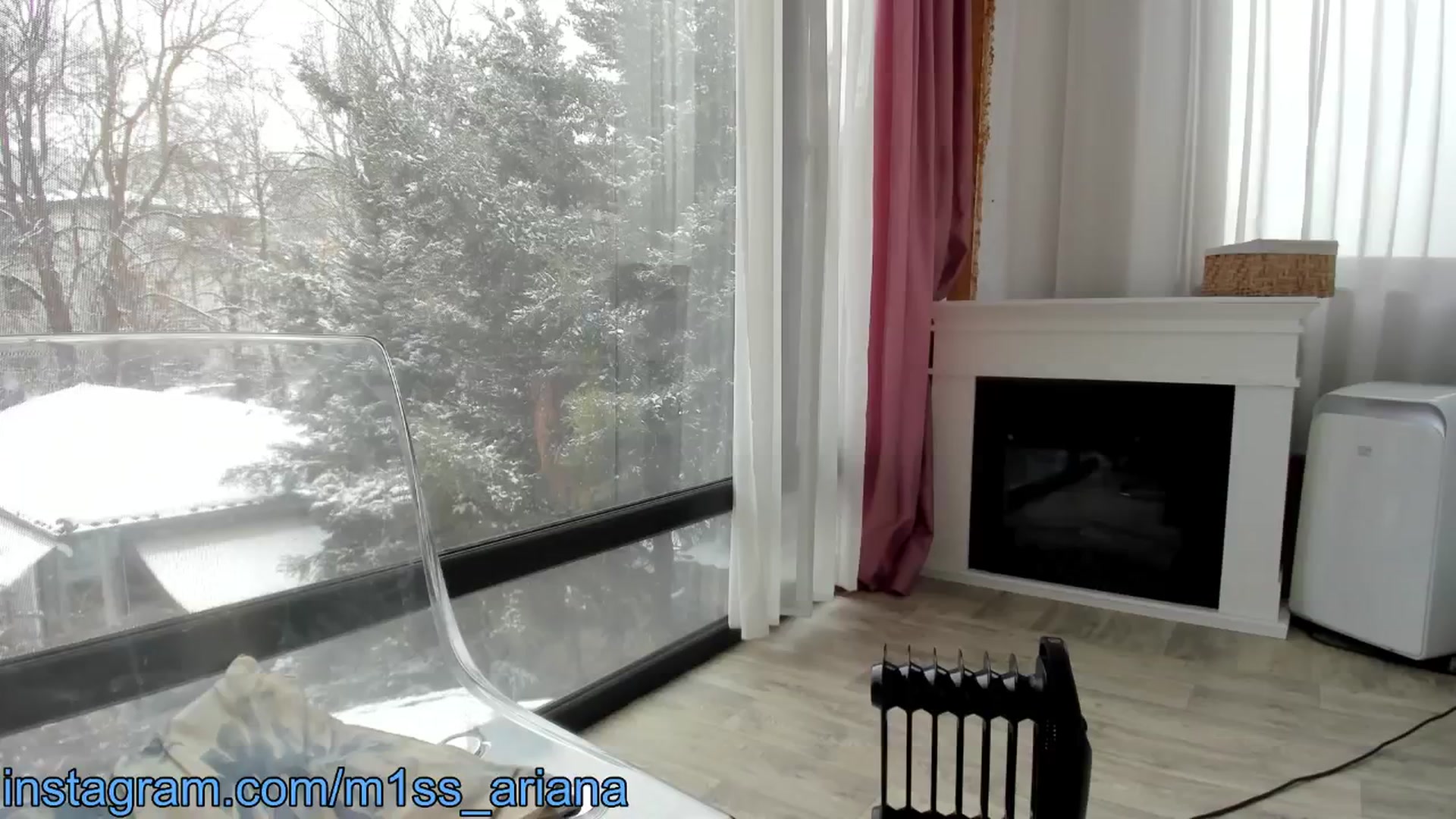 Gallery image thumbnail from m1ss_Ariana's myfreecams stream on, 02/16/2025, 10:38 image 10 of 20