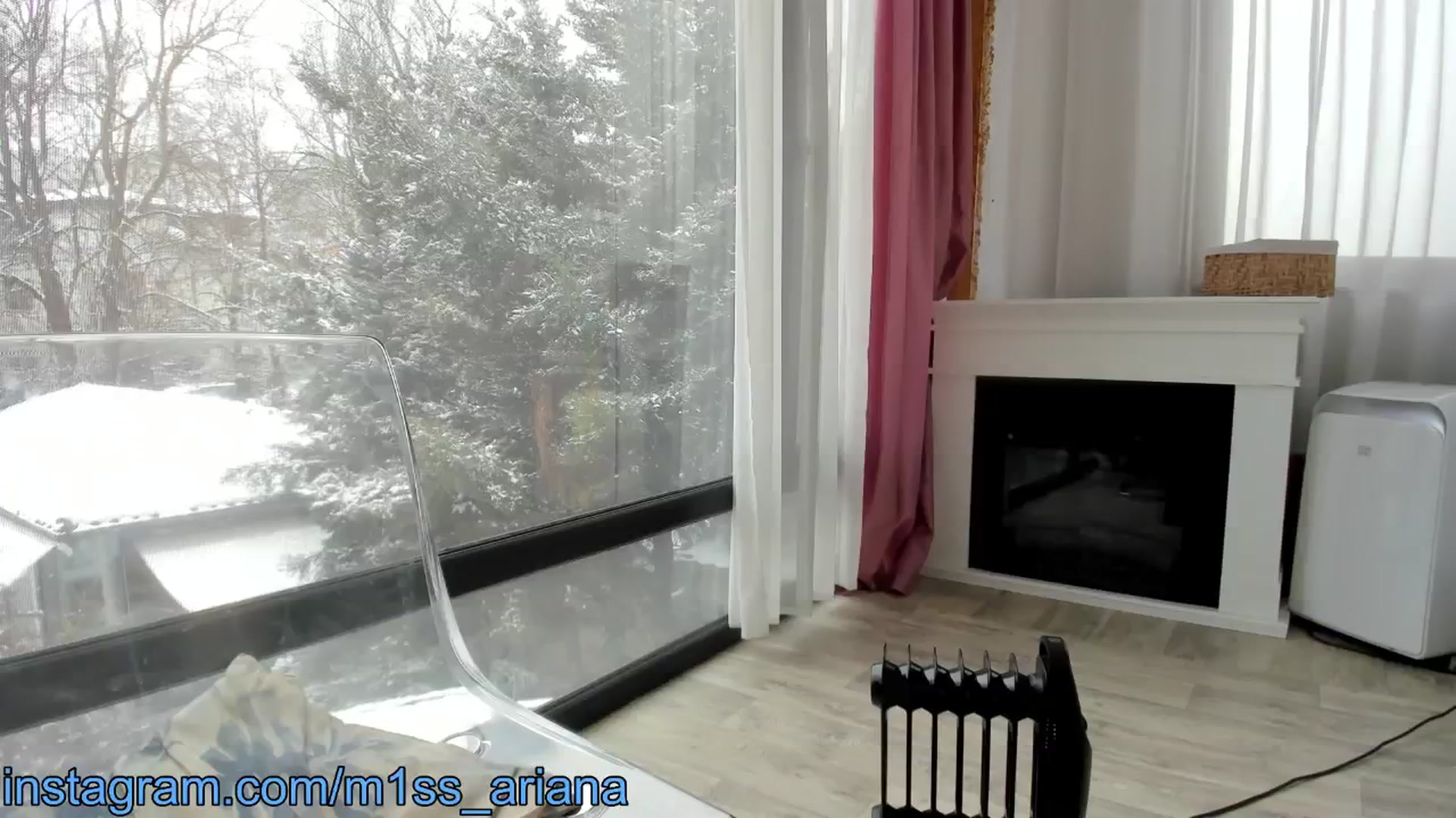 Gallery image thumbnail from m1ss_Ariana's myfreecams stream on, 02/16/2025, 10:38 image 15 of 20