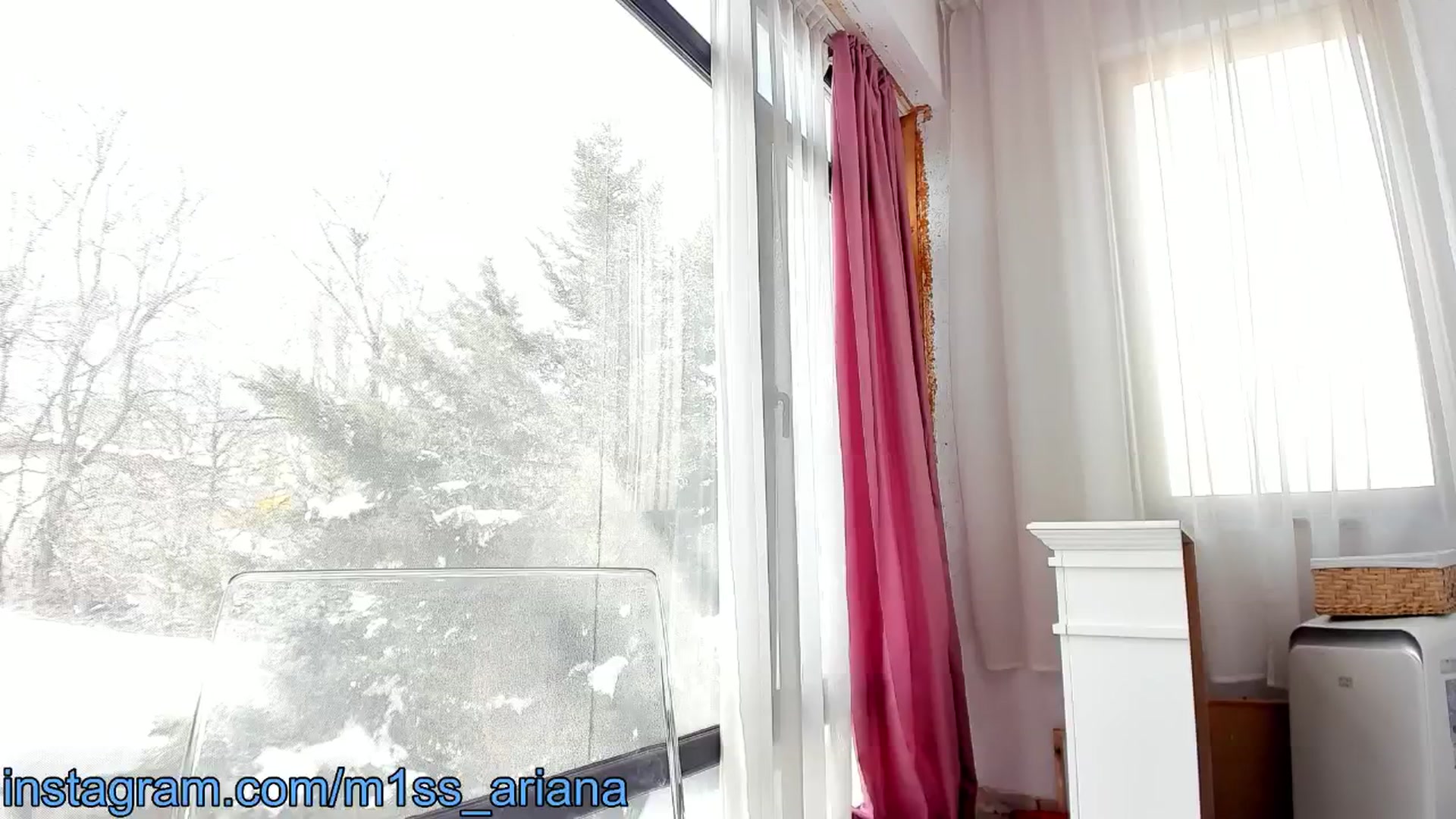 Gallery image thumbnail from m1ss_Ariana's myfreecams stream on, 02/21/2025, 11:38 image 14 of 20