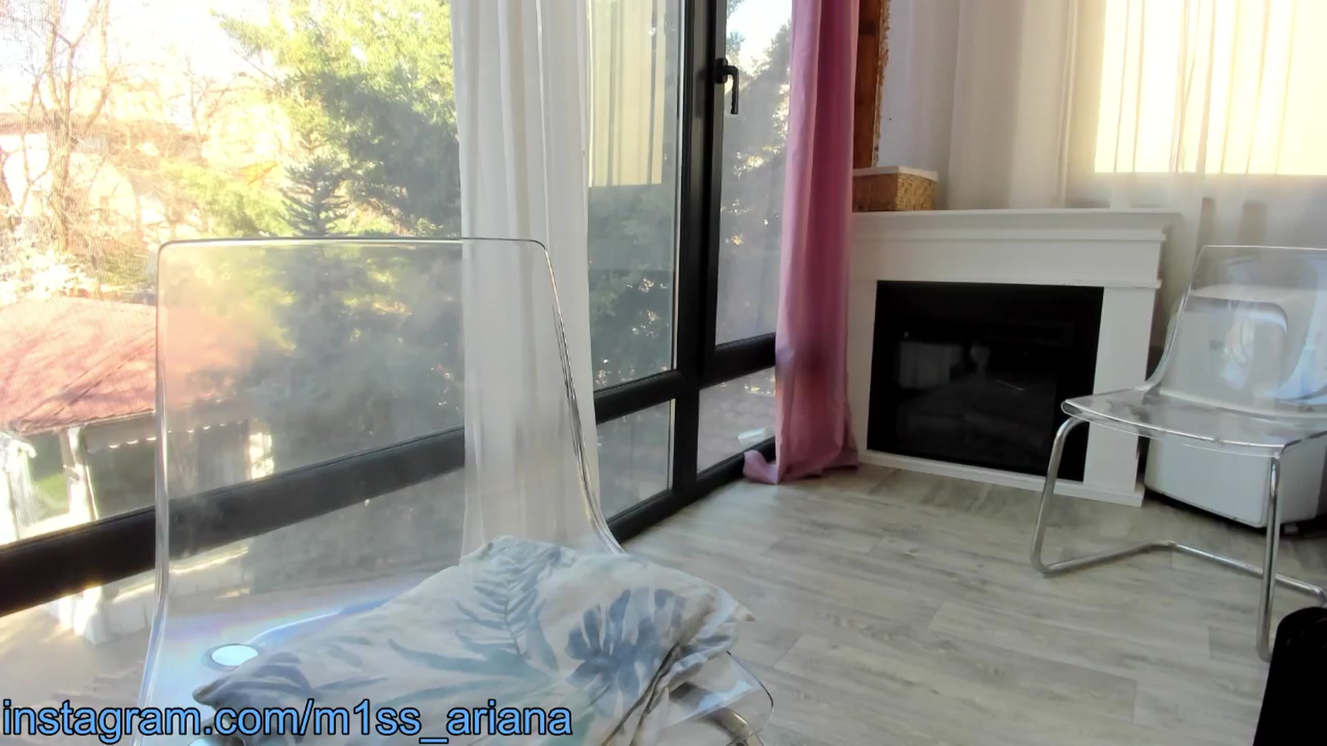 Gallery image thumbnail from m1ss_Ariana's myfreecams stream on, 03/20/2025, 08:11 image 18 of 20