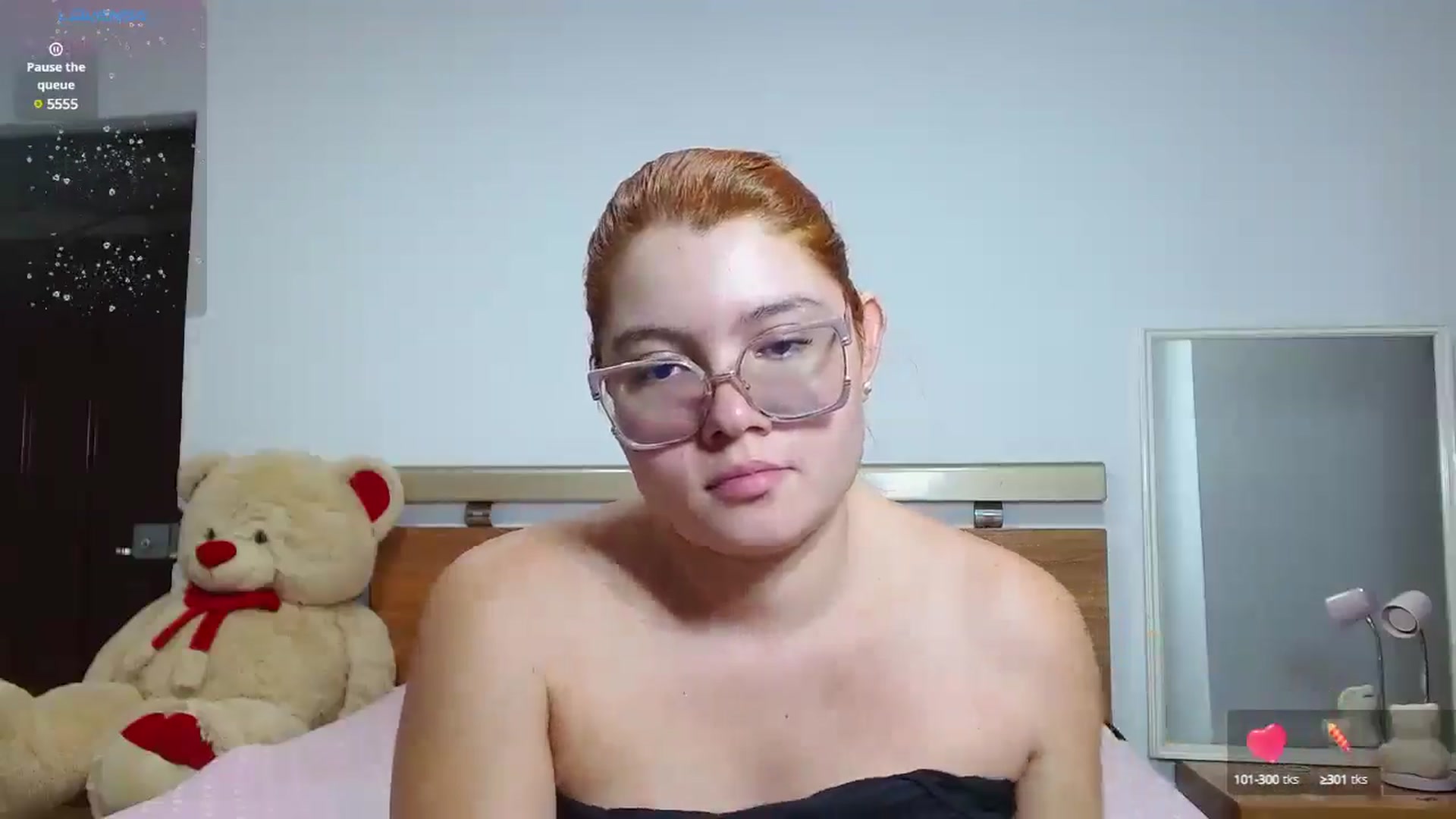 Gallery image thumbnail from maddy18_'s myfreecams stream on, 04/05/2025, 11:57 image 8 of 20