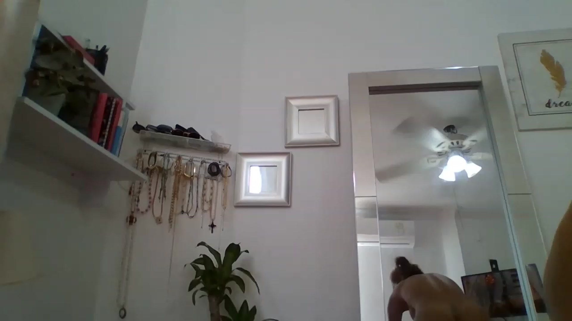 Gallery image thumbnail from magic_mari's myfreecams stream on, 06/30/2023, 14:39 image 14 of 20