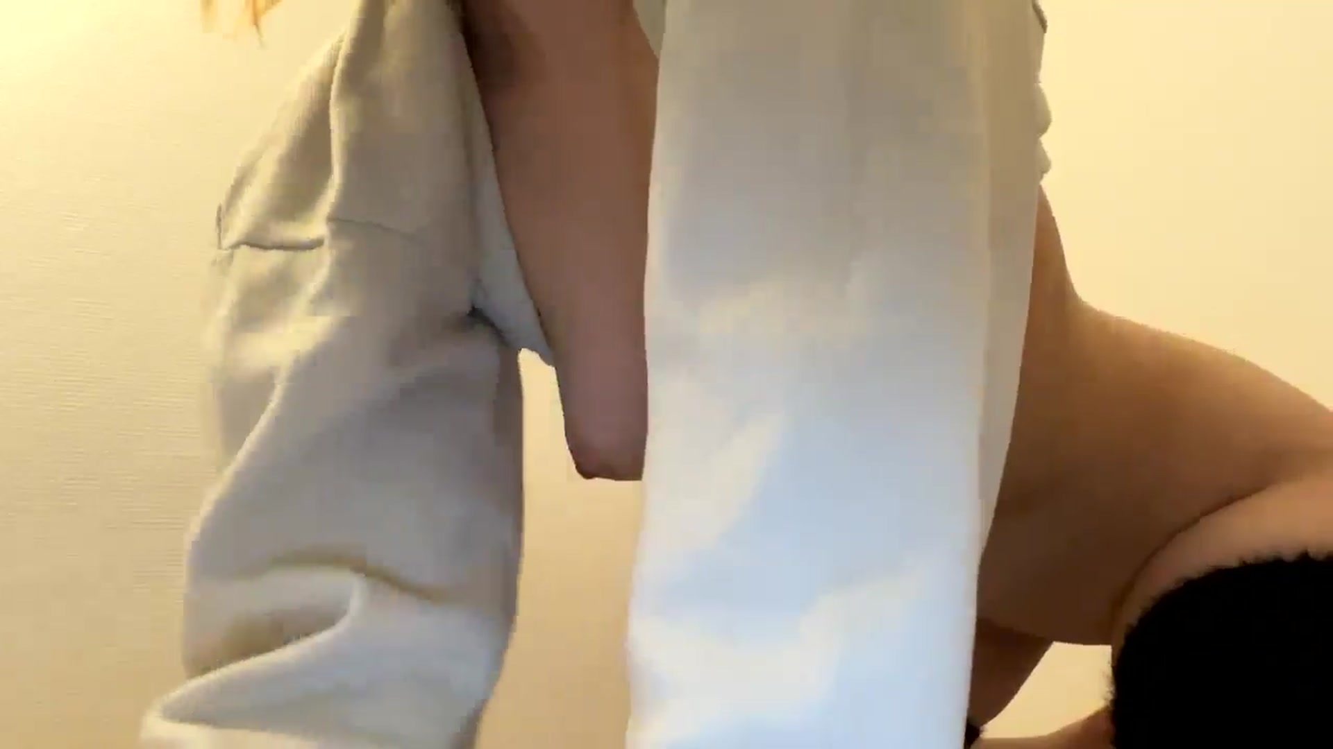 Gallery image thumbnail from maiasmaria's myfreecams stream on, 04/20/2025, 15:41 image 18 of 20