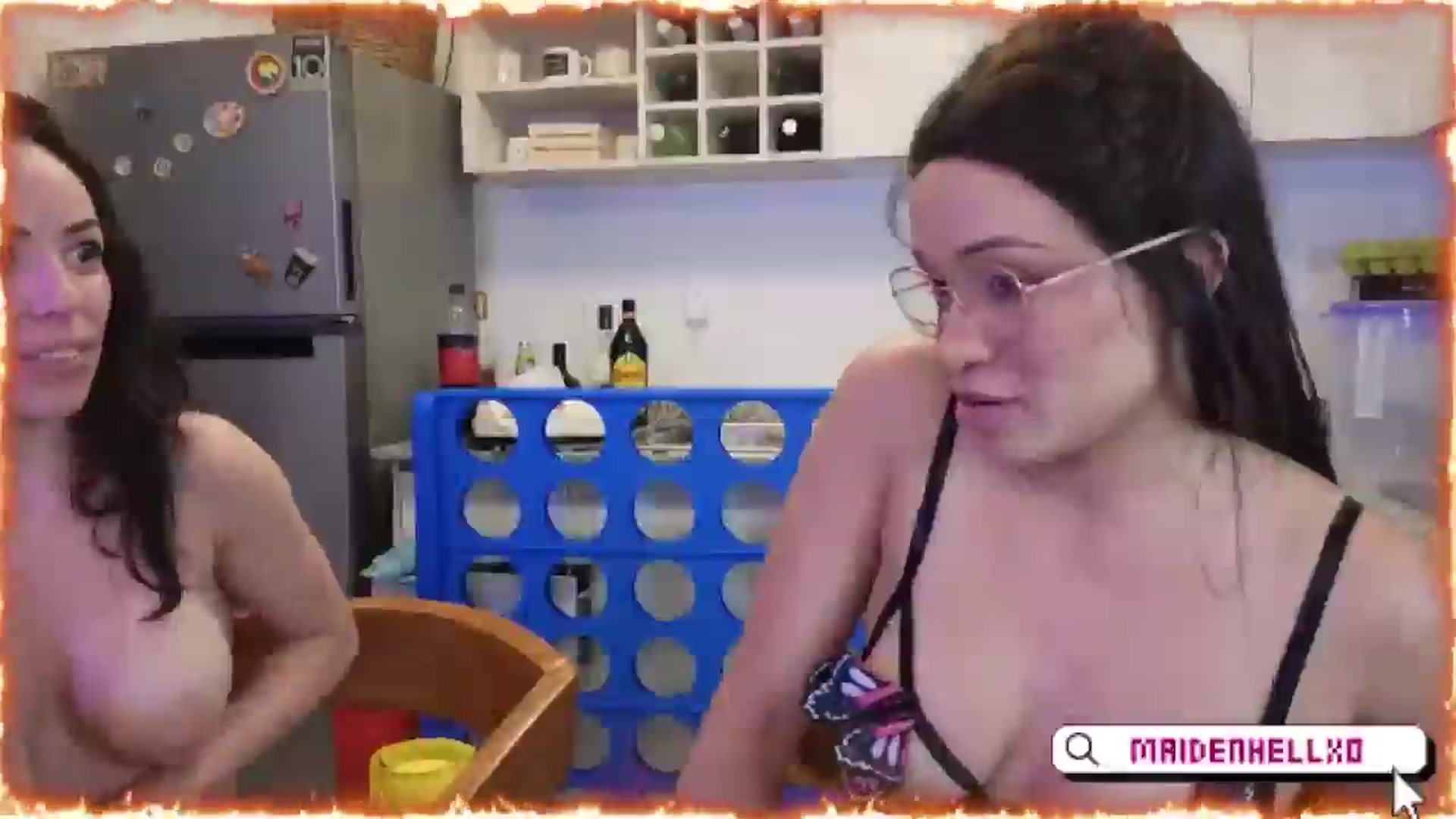 Gallery image thumbnail from maidenhellxo's myfreecams stream on, 02/28/2025, 08:33 image 16 of 20