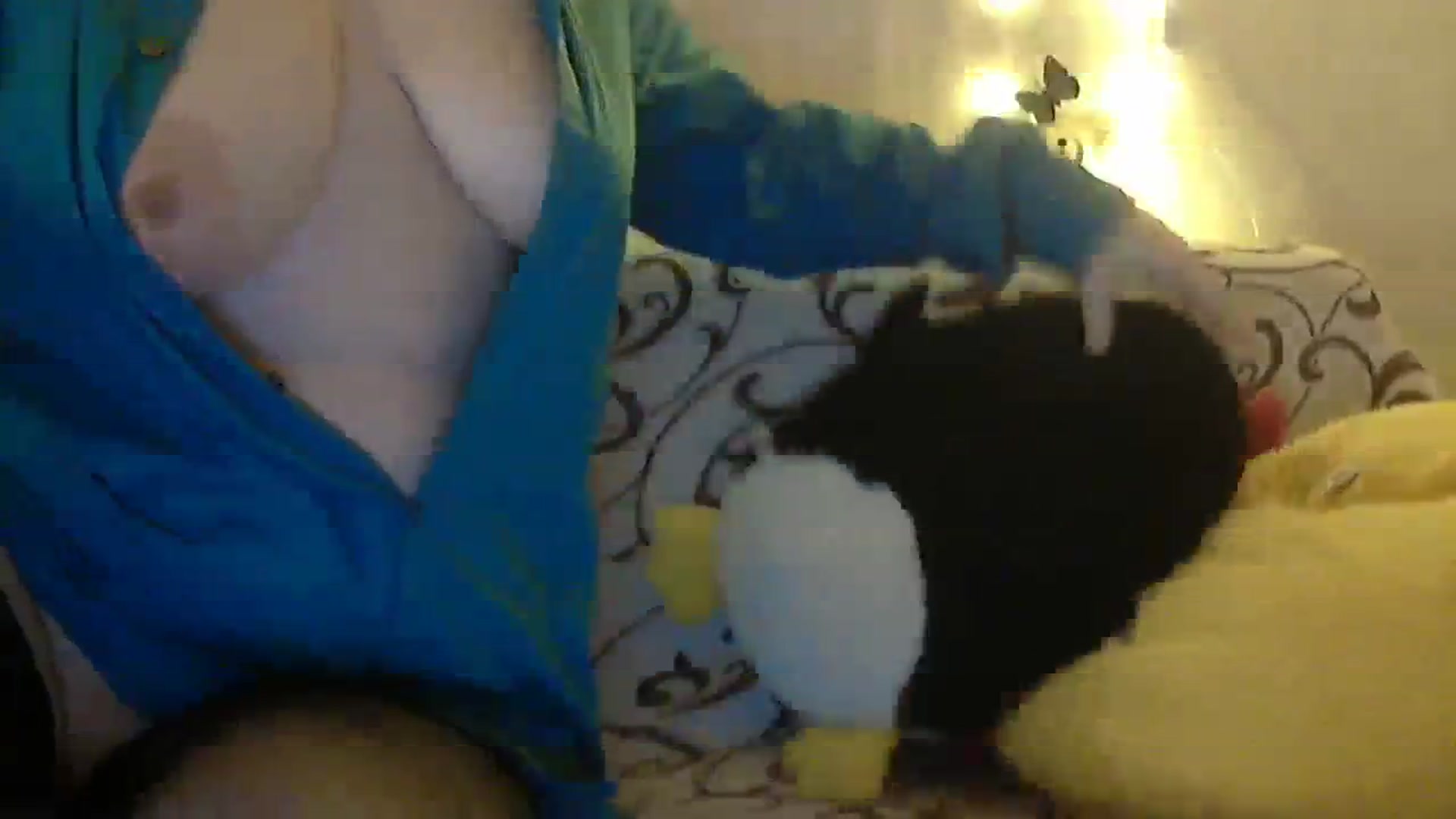 Gallery image thumbnail from makeMehappy_'s myfreecams stream on, 02/15/2024, 15:29 image 2 of 20