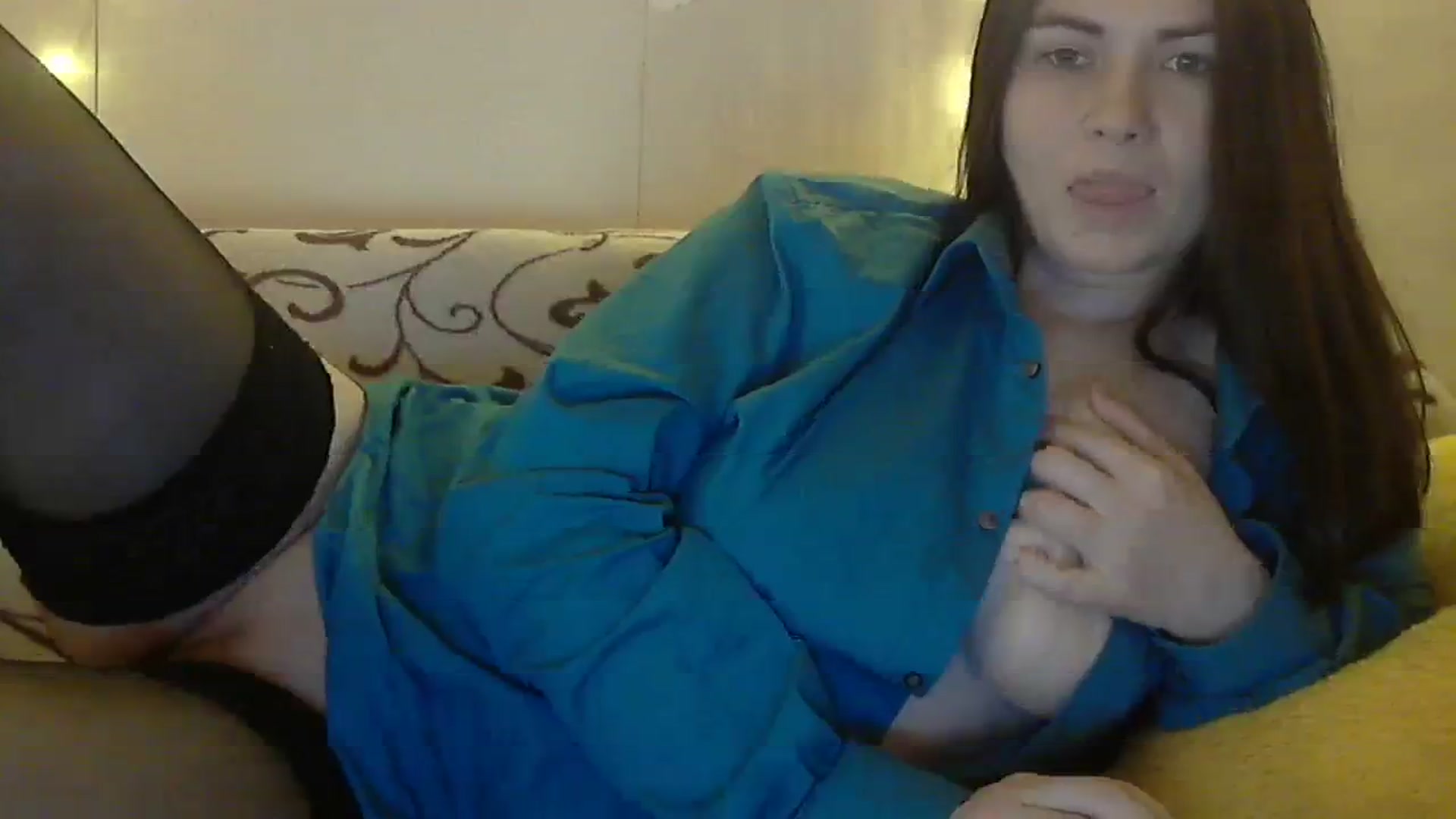 Gallery image thumbnail from makeMehappy_'s myfreecams stream on, 02/15/2024, 15:29 image 15 of 20