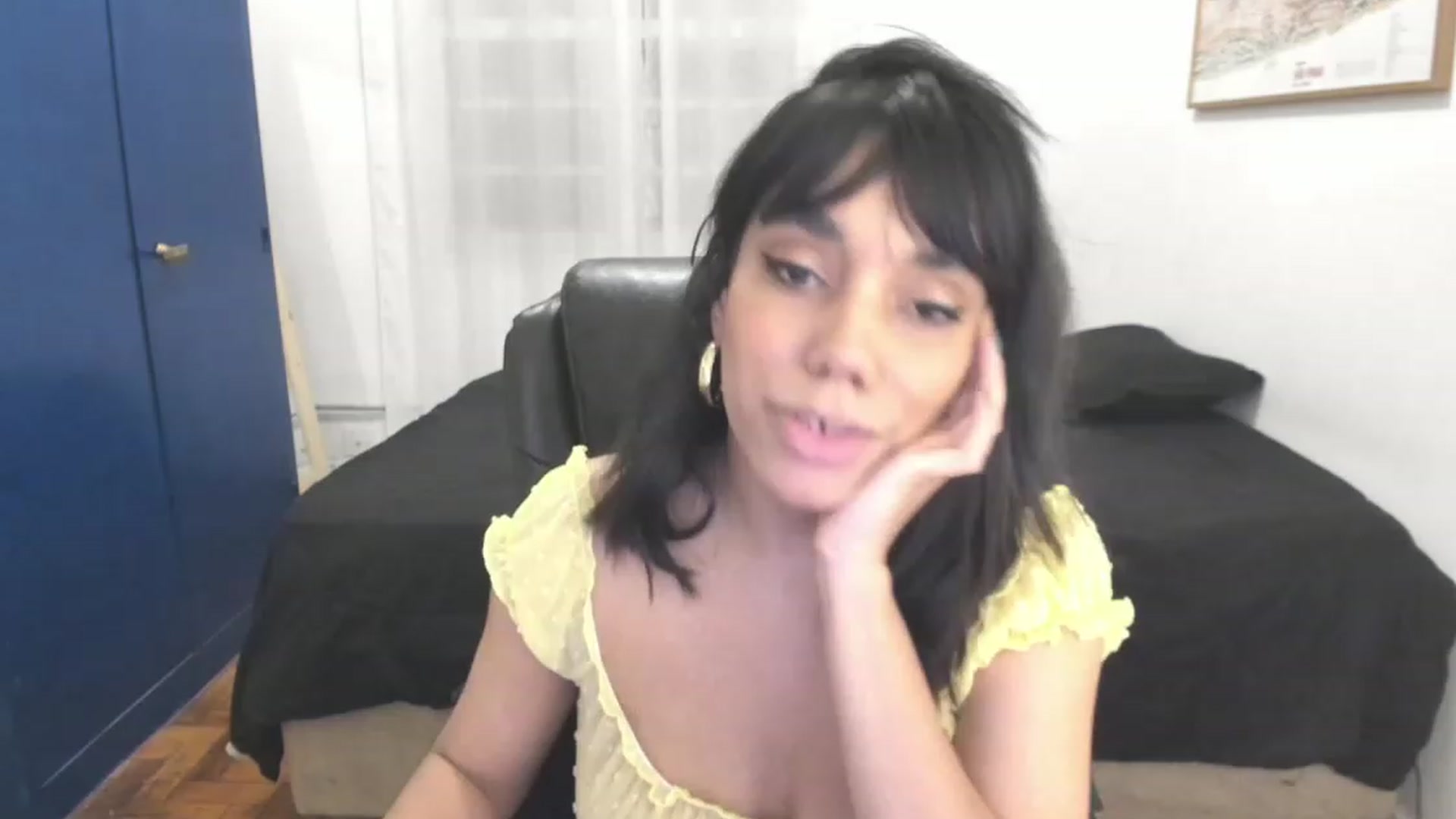 Gallery image thumbnail from manu_ela's myfreecams stream on, 11/29/2022, 07:05 image 10 of 20