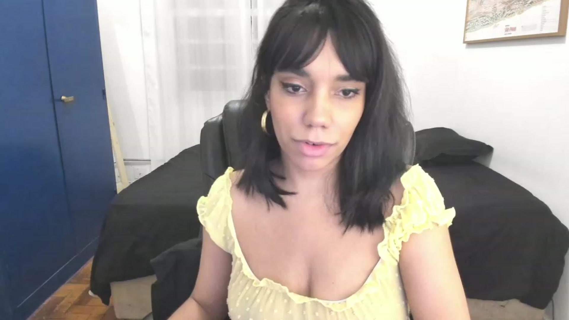 Gallery image thumbnail from manu_ela's myfreecams stream on, 11/29/2022, 07:05 image 16 of 20