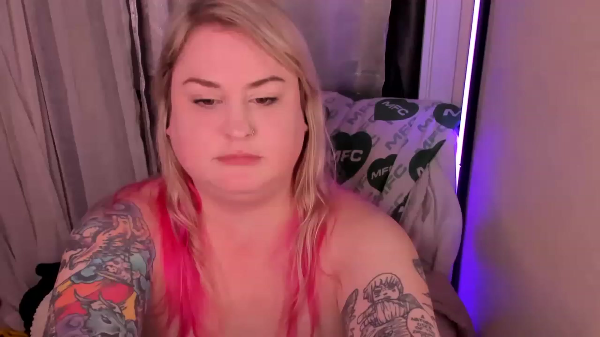 Gallery image thumbnail from mari_jae's myfreecams stream on, 01/16/2023, 10:39 image 12 of 20