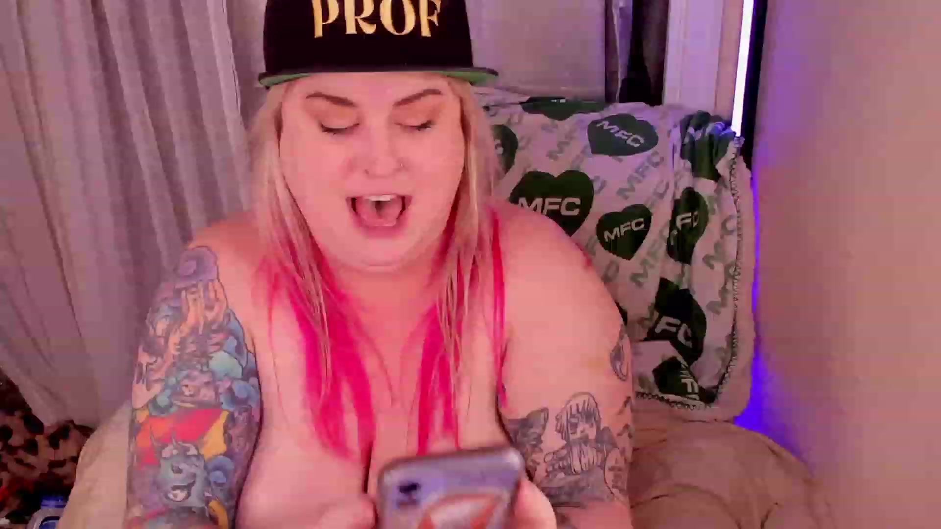 Gallery image thumbnail from mari_jae's myfreecams stream on, 03/15/2023, 10:01 image 14 of 20