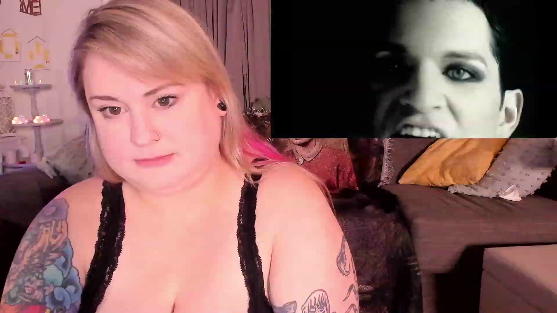 Gallery image thumbnail from mari_jae's myfreecams stream on, 05/09/2023, 08:27 image 17 of 20