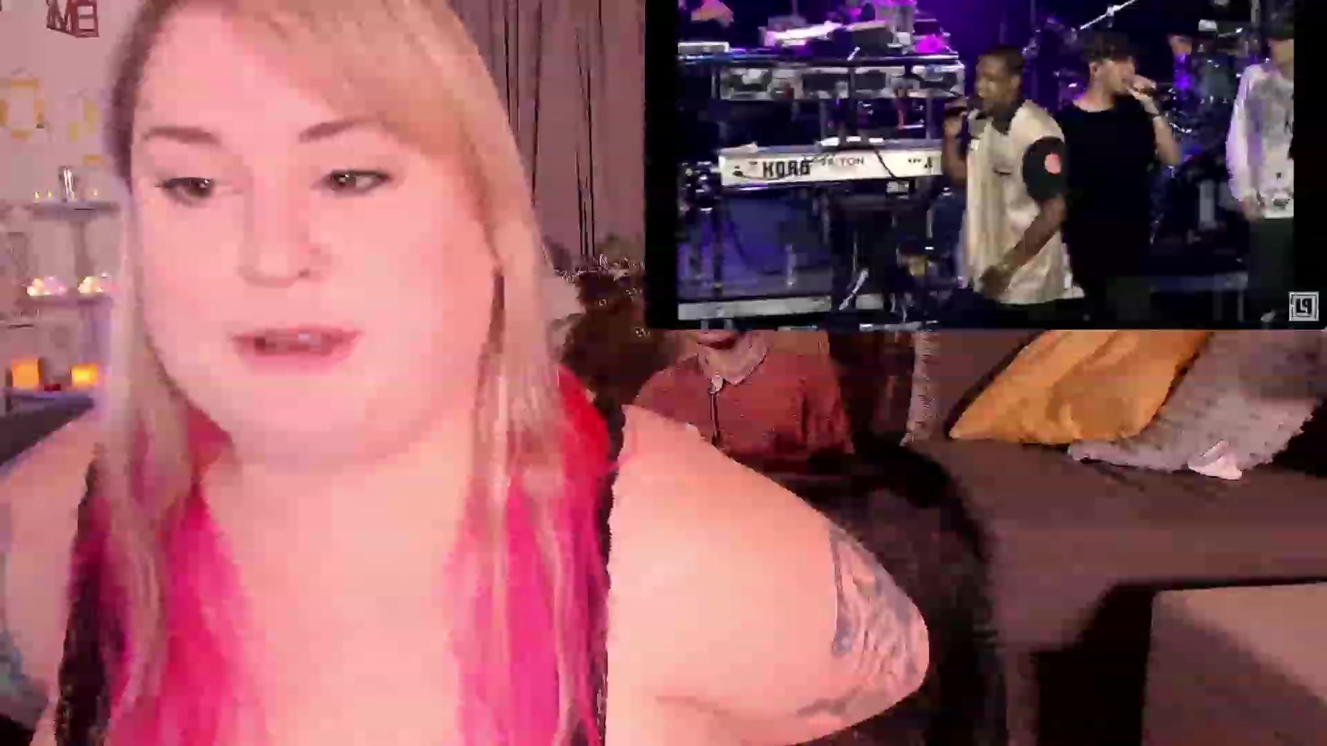 Gallery image thumbnail from mari_jae's myfreecams stream on, 05/09/2023, 08:27 image 13 of 20