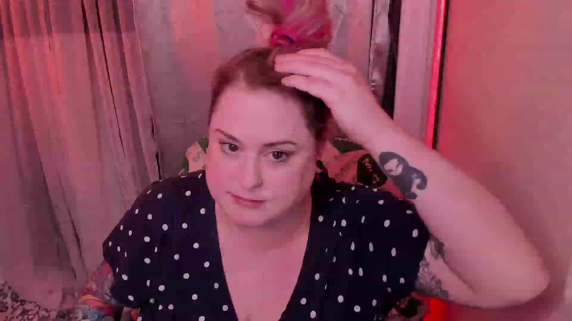 Gallery image thumbnail from mari_jae's myfreecams stream on, 06/03/2023, 09:05 image 18 of 20