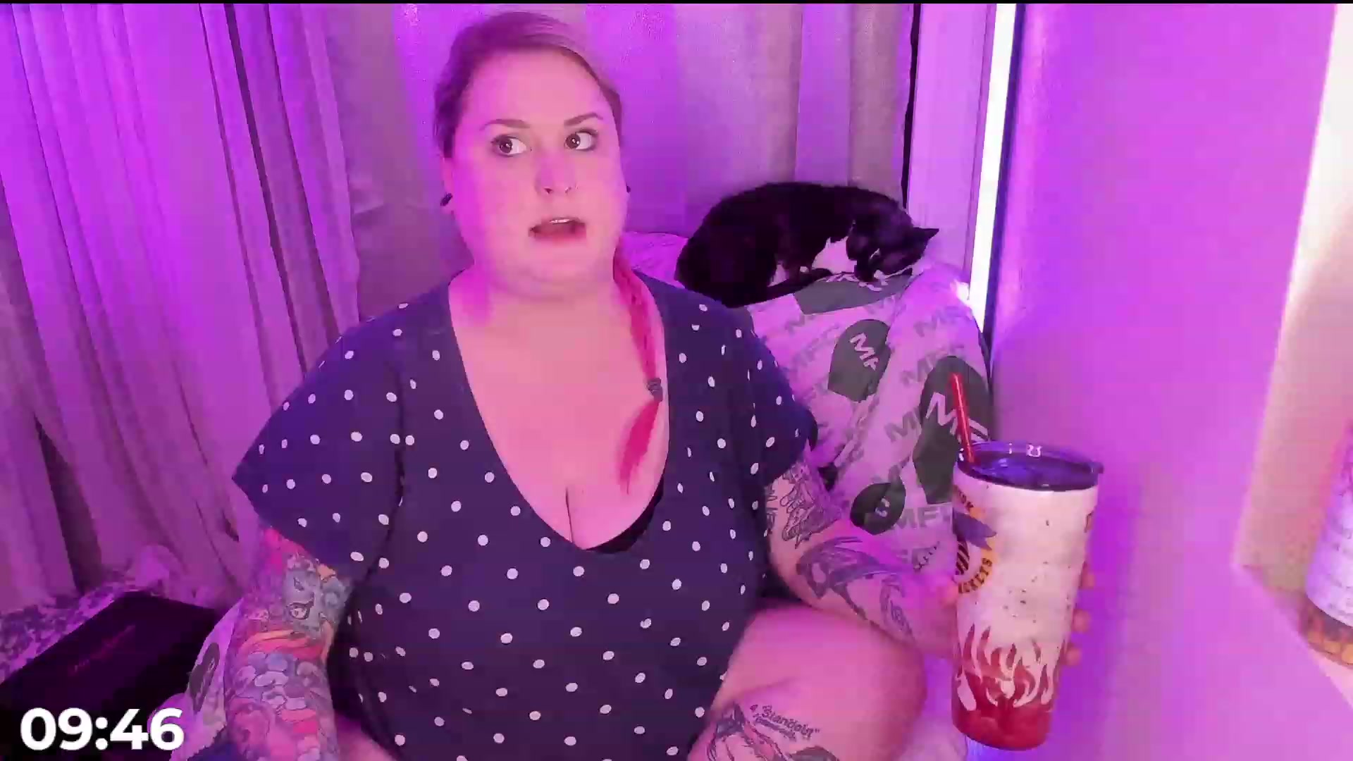 Gallery image thumbnail from mari_jae's myfreecams stream on, 06/11/2023, 08:25 image 4 of 20