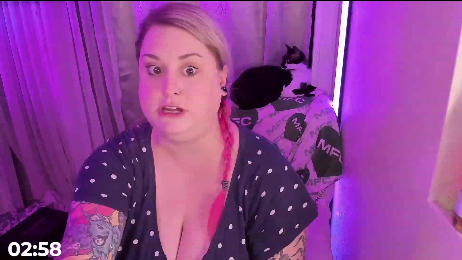 Gallery image thumbnail from mari_jae's myfreecams stream on, 06/11/2023, 08:25 image 10 of 20