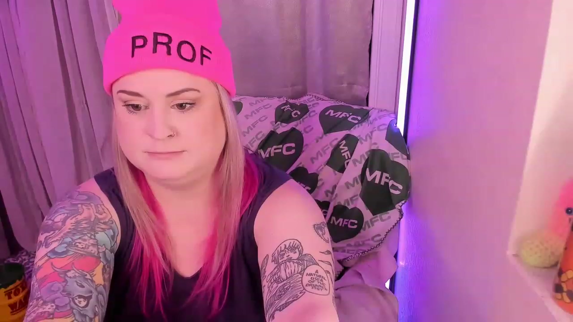Gallery image thumbnail from mari_jae's myfreecams stream on, 06/17/2023, 11:08 image 20 of 20