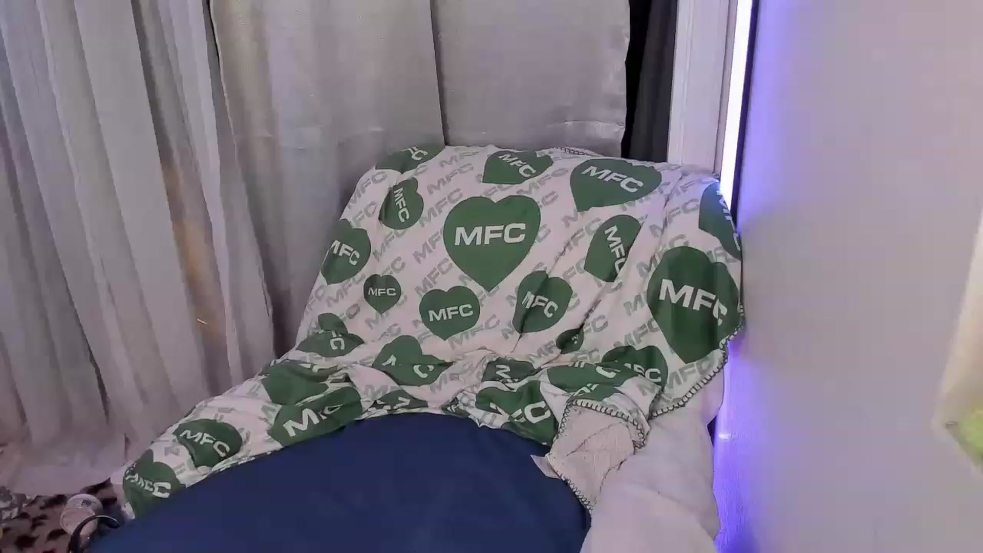 Gallery image thumbnail from mari_jae's myfreecams stream on, 06/23/2023, 07:58 image 10 of 20