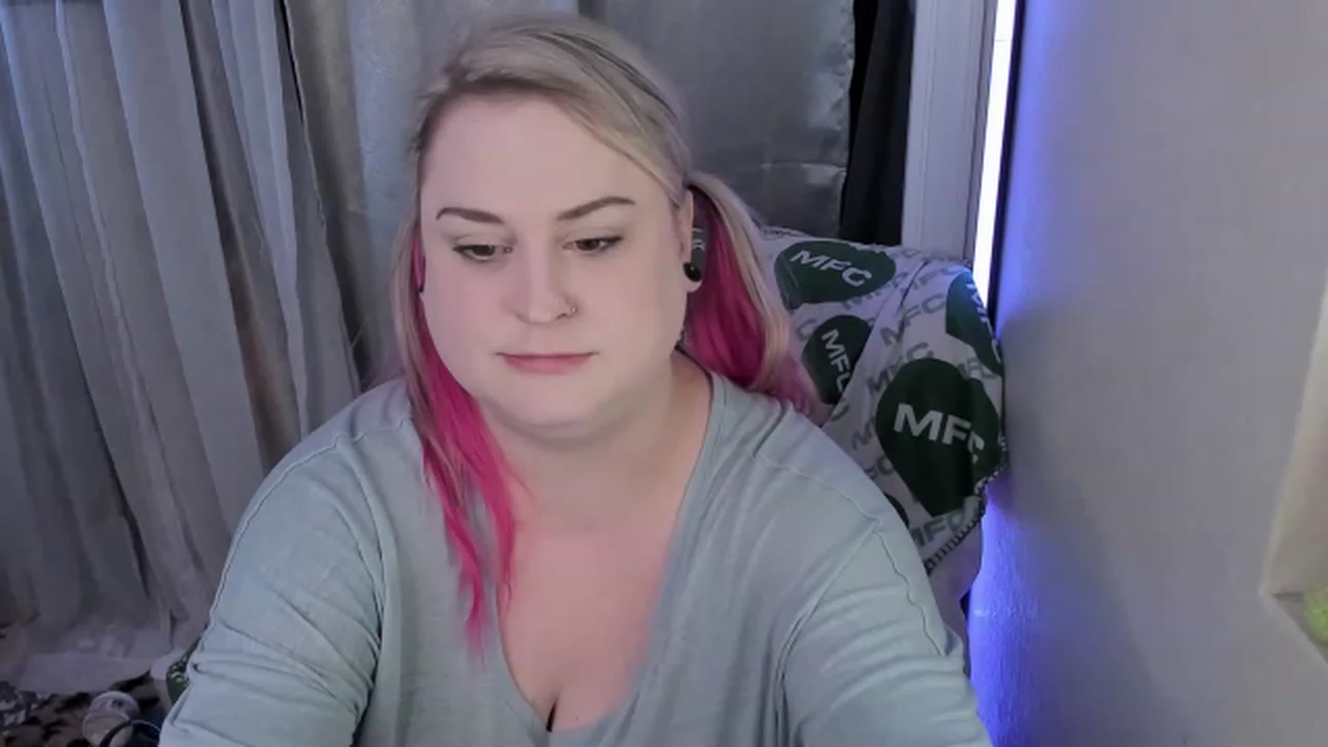 Gallery image thumbnail from mari_jae's myfreecams stream on, 06/23/2023, 07:58 image 1 of 20