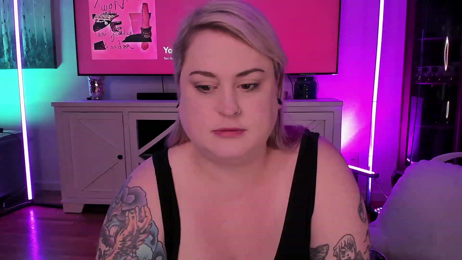 Gallery image thumbnail from mari_jae's myfreecams stream on, 07/02/2023, 08:45 image 14 of 20