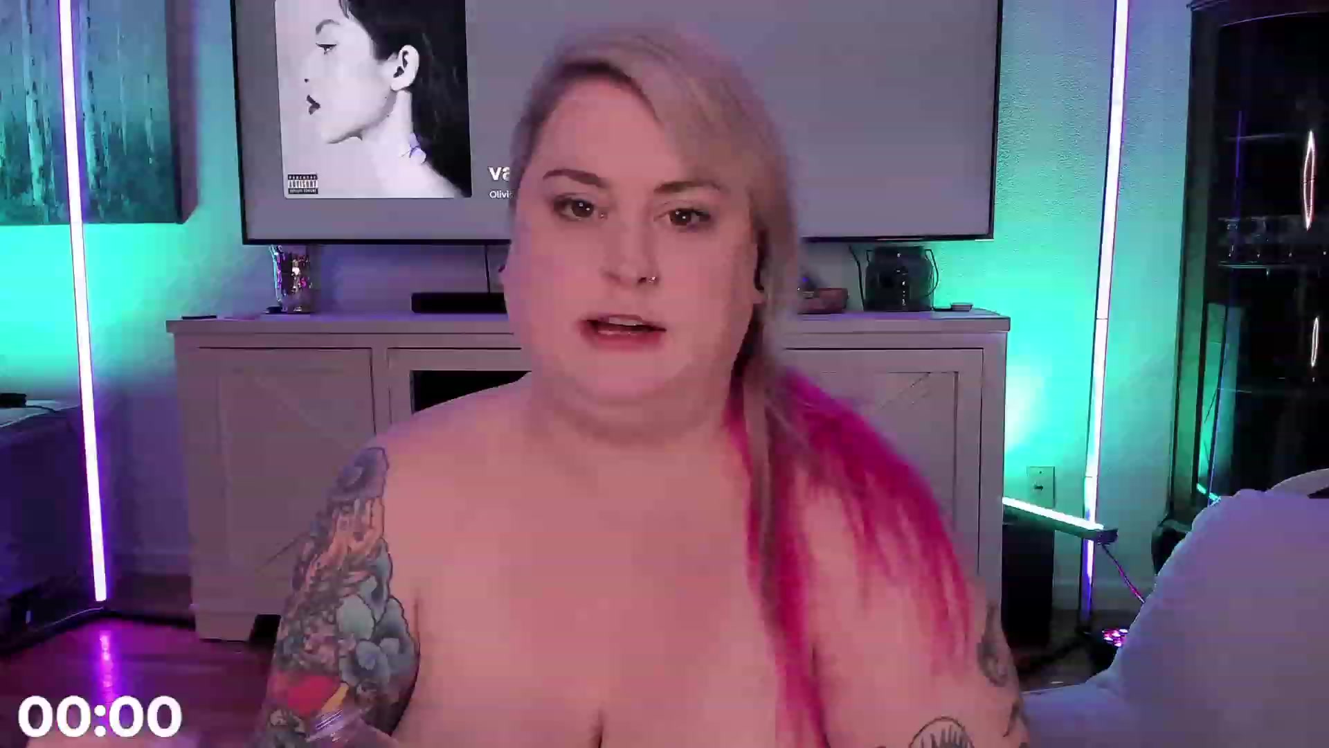 Gallery image thumbnail from mari_jae's myfreecams stream on, 07/02/2023, 08:45 image 1 of 20