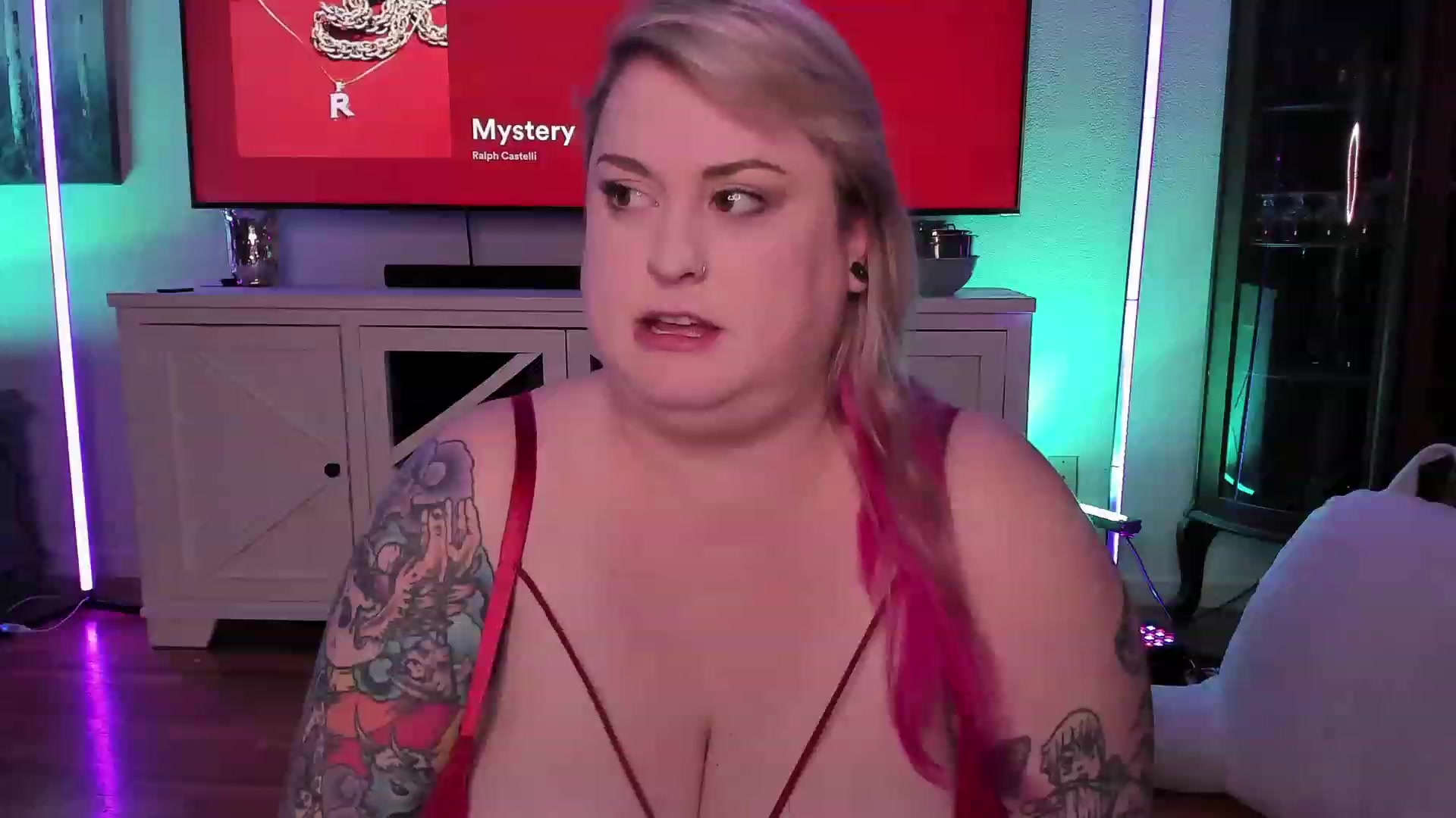 Gallery image thumbnail from mari_jae's myfreecams stream on, 07/03/2023, 09:57 image 10 of 20